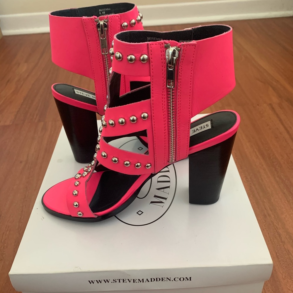 Steve Madden Serenna Hot Pink Sandal/Heel